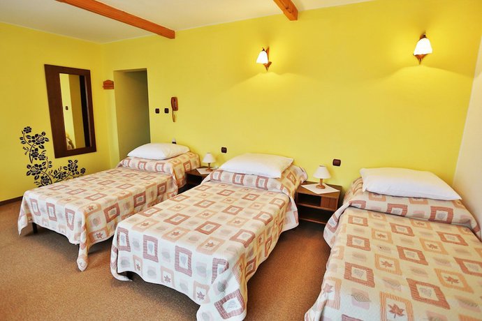 Imagen de la habitación del Hotel G&oacute;ralski Raj. Foto 2