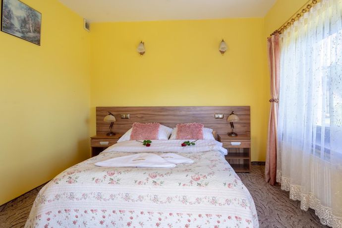 Imagen de la habitación del Hotel G&oacute;ralski Raj. Foto 3