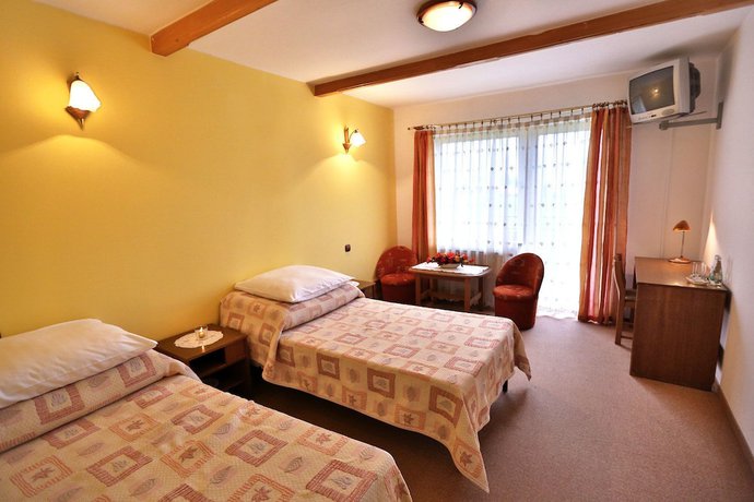 Imagen de la habitación del Hotel G&oacute;ralski Raj. Foto 5