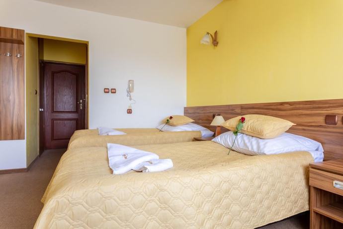 Imagen de la habitación del Hotel G&oacute;ralski Raj. Foto 19