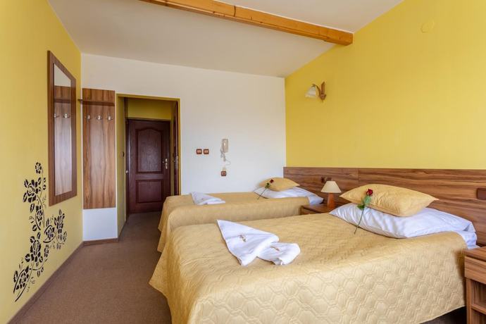 Imagen de la habitación del Hotel G&oacute;ralski Raj. Foto 20