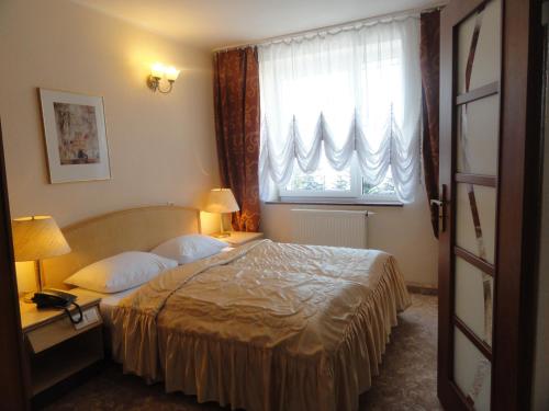 Imagen de la habitación del Hotel G&oacute;recki. Foto 7