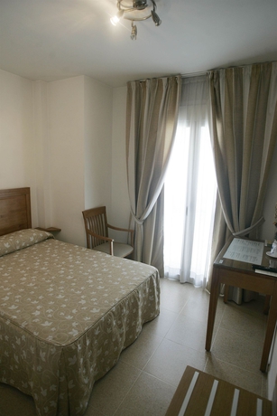 Imagen de la habitación del Hotel Goartín. Foto 4