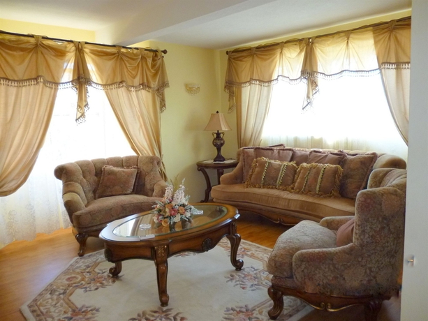 Imagen de los interiores del Hotel Gobajac Guest Apartments. Foto 14