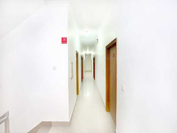 Imagen de los interiores del Hotel God Gift. Foto 18