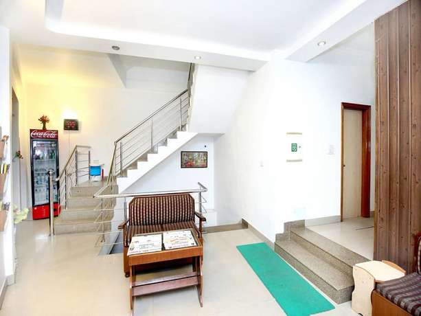 Imagen de los interiores del Hotel God Gift. Foto 19