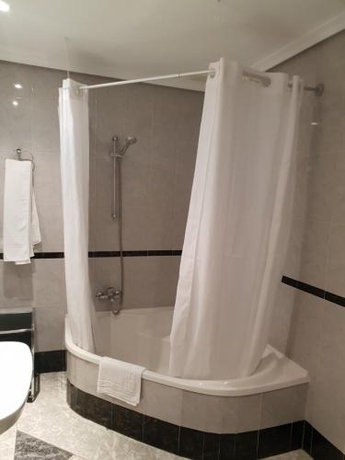 Imagen de la habitación del Hotel Godisa. Foto 9