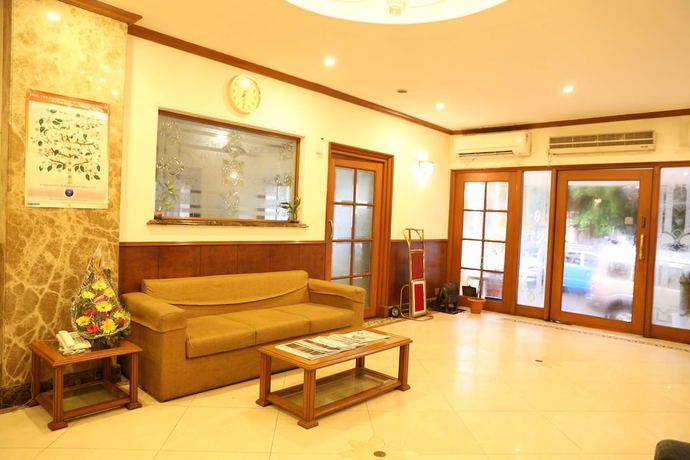 Imagen de los interiores del Hotel Godwin. Foto 17