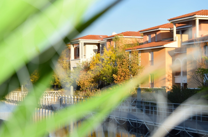 Imagen de los exteriores del Hotel Goélia Mandelieu Riviera Resort. Foto 11