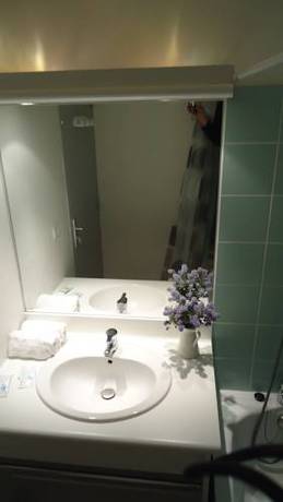 Imagen de la habitación del Hotel Go&eacute;lia R&eacute;sidence Du Golf De L'oc&eacute;an. Foto 7