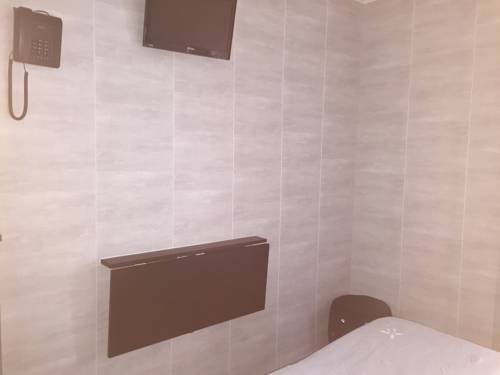 Imagen de la habitación del Hotel Gofen. Foto 17