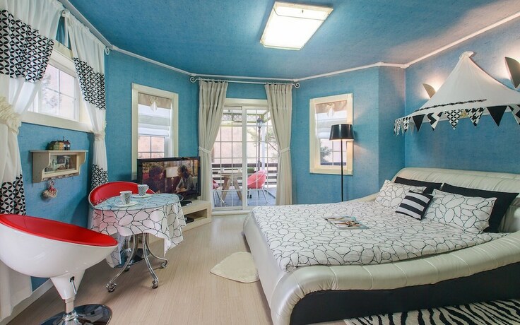 Imagen de la habitación del Hotel Gogh and Sunflower. Foto 19