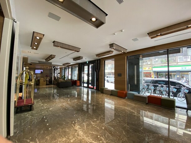 Imagen de los interiores del Hotel Gogo. Foto 40