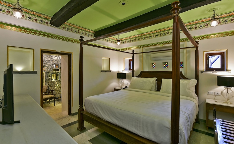 Imagen de la habitación del Hotel Gogunda Palace. Foto 13
