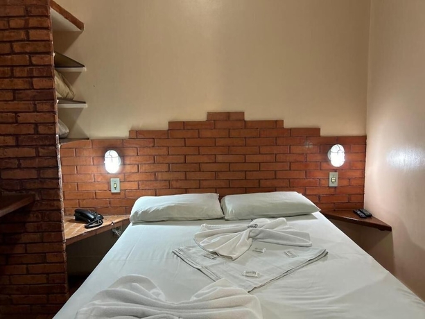 Imagen de la habitación del Hotel Goi&acirc;nia Palace. Foto 9