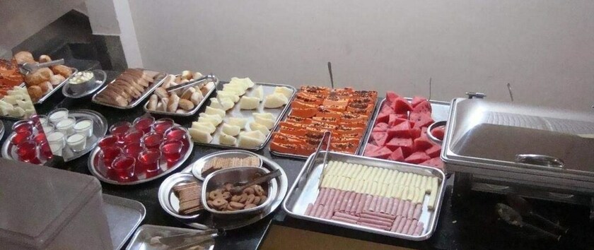 Imagen del bar/restaurante del Hotel Goias. Foto 12