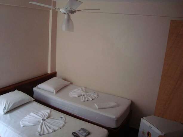 Imagen de la habitación del Hotel Goias. Foto 27