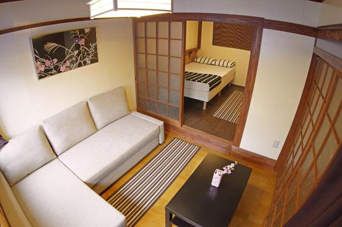 Imagen de la habitación del Hotel Gojo Paradiso Homes. Foto 17