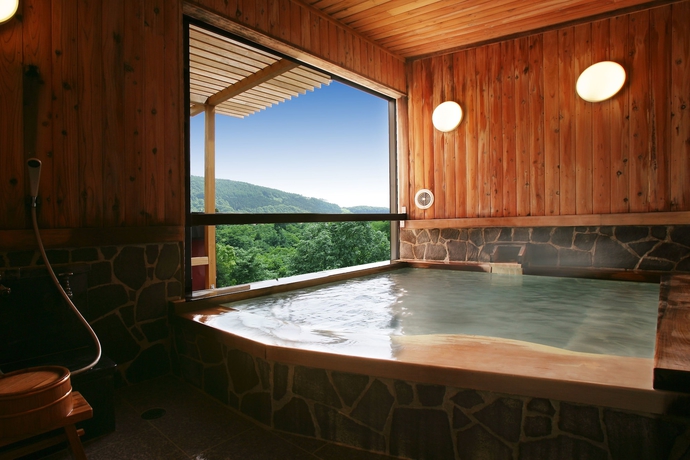 Imagen de la piscina del Hotel Gokan No Yu Tsuruya. Foto 17