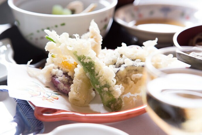 Imagen del bar/restaurante del Hotel Gokasanso. Foto 31