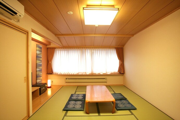 Imagen de la habitación del Hotel Gokasanso. Foto 34