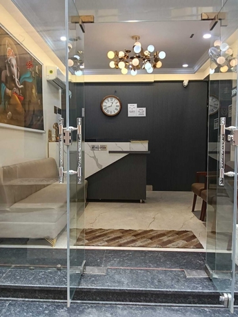 Imagen de los interiores del Hotel Gokul Dham Haridwar. Foto 15