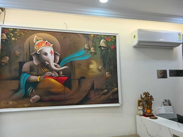 Imagen de los interiores del Hotel Gokul Dham Haridwar. Foto 16