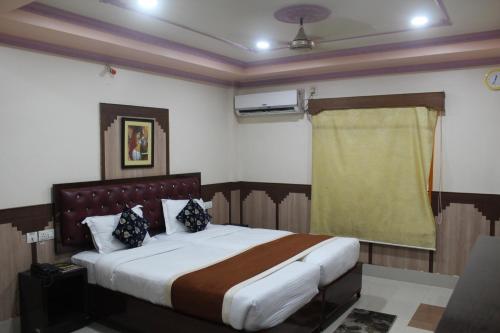 Imagen general del Hotel Gokul Plaza. Foto 1
