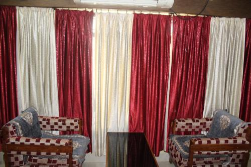 Imagen general del Hotel Gokul Plaza. Foto 16