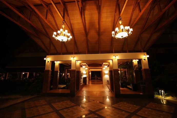 Imagen de los interiores del Hotel Gokulam Grand Resort And Spa. Foto 13