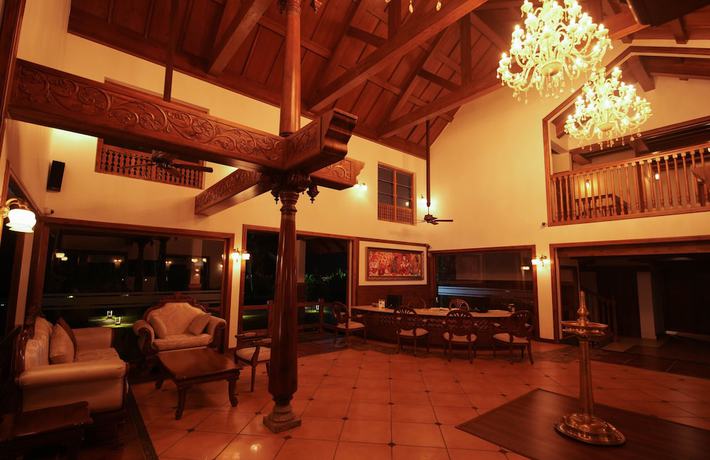 Imagen de los interiores del Hotel Gokulam Grand Resort And Spa. Foto 18