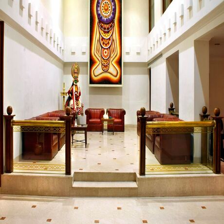 Imagen de los interiores del Hotel Gokulam Park. Foto 29