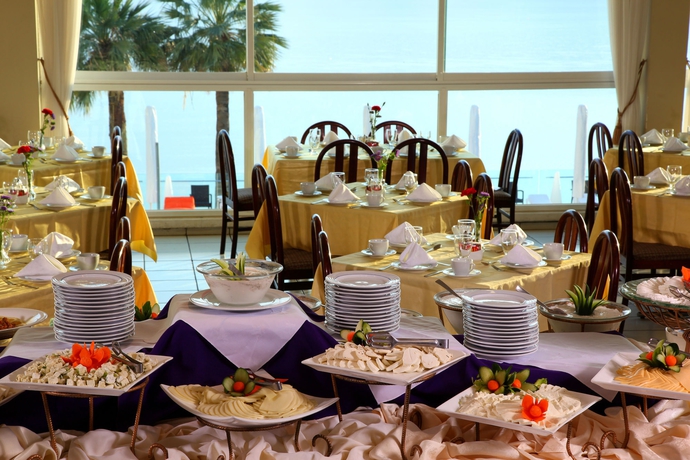 Imagen del bar/restaurante del Hotel Golan Tiberias. Foto 3