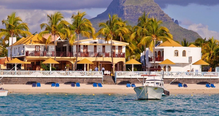Imagen de los exteriores del Hotel Gold Beach Resort, FLIC EN FLAC. Foto 6