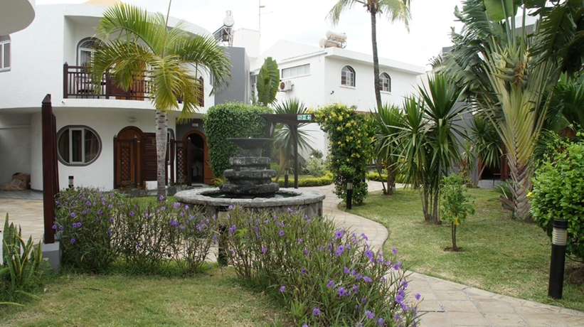 Imagen general del Hotel Gold Beach Resort, FLIC EN FLAC. Foto 2