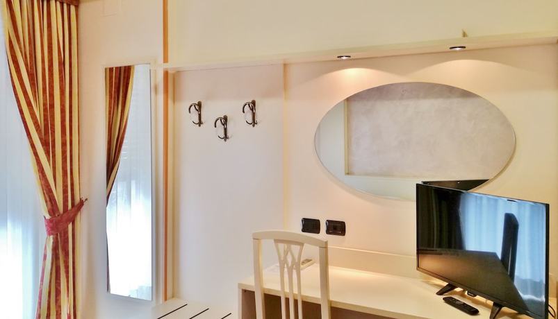 Imagen de la habitación del Hotel Gold, Bordighera. Foto 4
