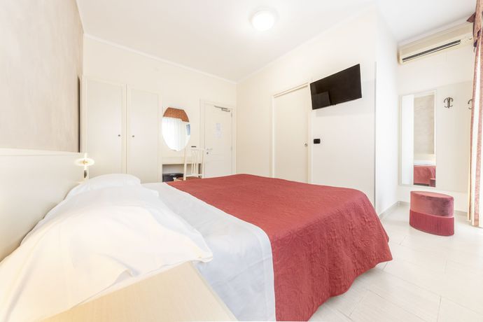 Imagen general del Hotel Gold, Bordighera. Foto 1