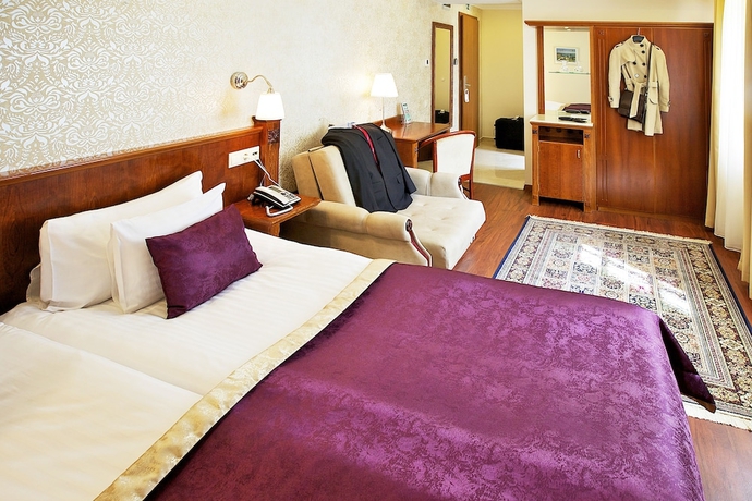 Imagen de la habitación del Hotel Gold Budapest. Foto 9