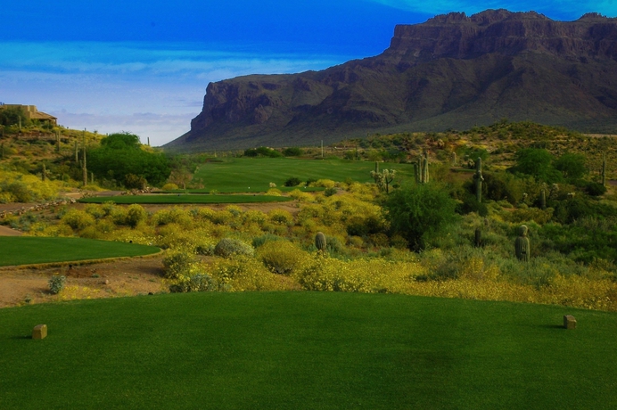 Imagen de los exteriores del Hotel Gold Canyon Golf Resort and Spa. Foto 18