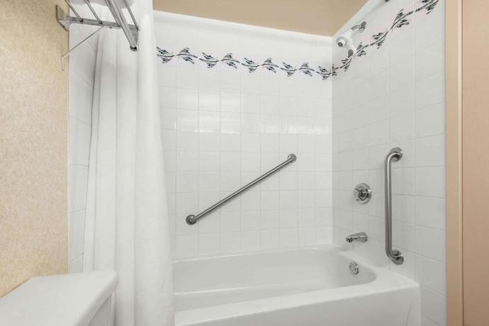 Imagen de la habitación del Hotel Gold Circle Inn. Foto 2