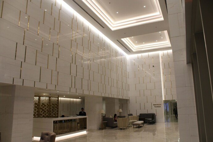 Imagen de los interiores del Hotel Gold Coast Pik Bahama Sea View Apartments. Foto 38