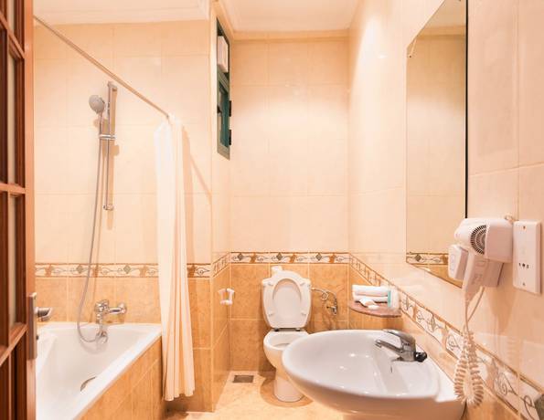 Imagen de la habitación del Hotel Gold Crest, Arusha. Foto 9