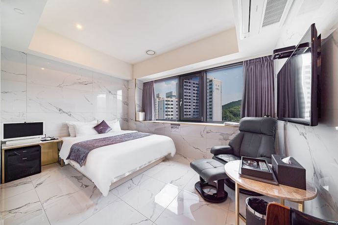 Imagen de la habitación del Hotel Gold Hotel. Foto 3