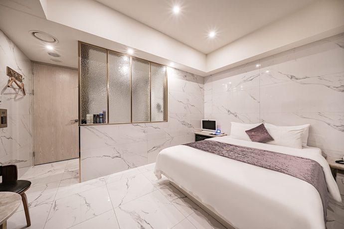 Imagen de la habitación del Hotel Gold Hotel. Foto 14