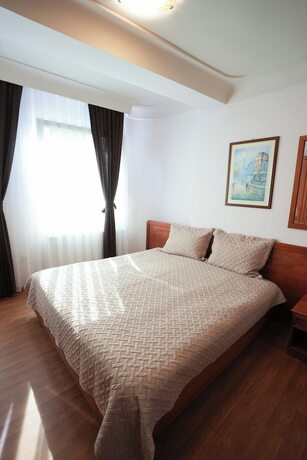 Imagen de la habitación del Hotel Gold Inn. Foto 14