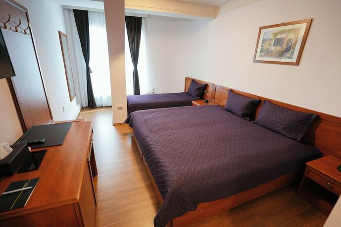 Imagen de la habitación del Hotel Gold Inn. Foto 17