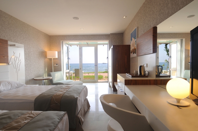 Imagen de la habitación del Hotel Gold Island. Foto 3