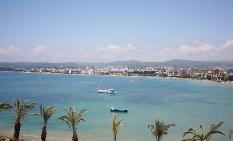 Imagen de los exteriores del Hotel Gold Island. Foto 10