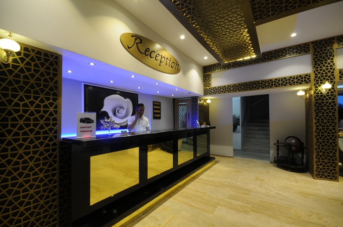 Imagen de los interiores del Hotel Gold Kaya Otel. Foto 6