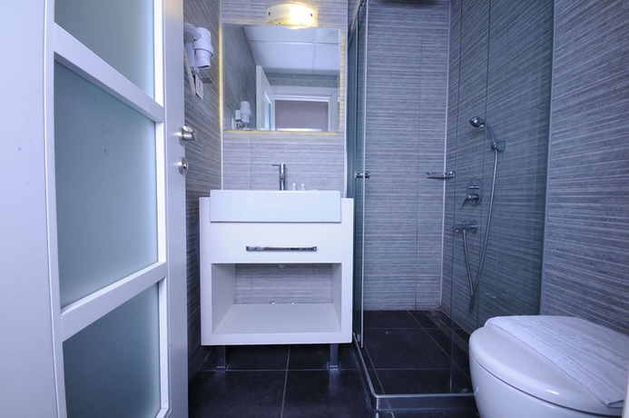 Imagen de la habitación del Hotel Gold Kaya Otel. Foto 4